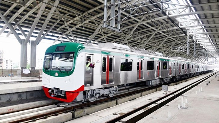 সাময়িক বন্ধের পর স্বাভাবিক মেট্রোরেল চলাচল